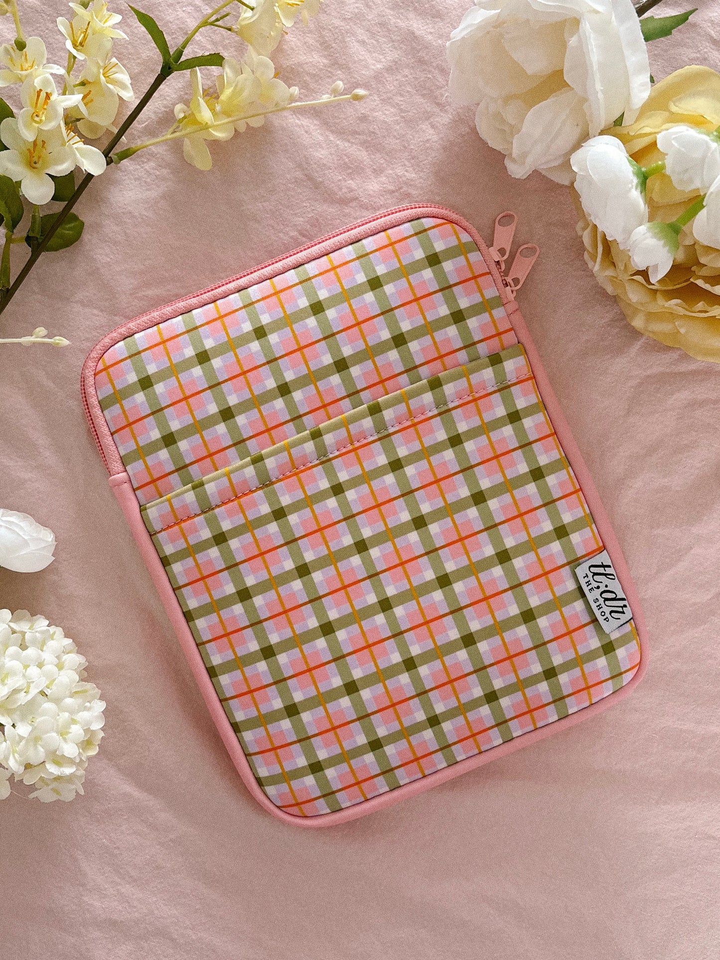 Garden Party - Book Keeper