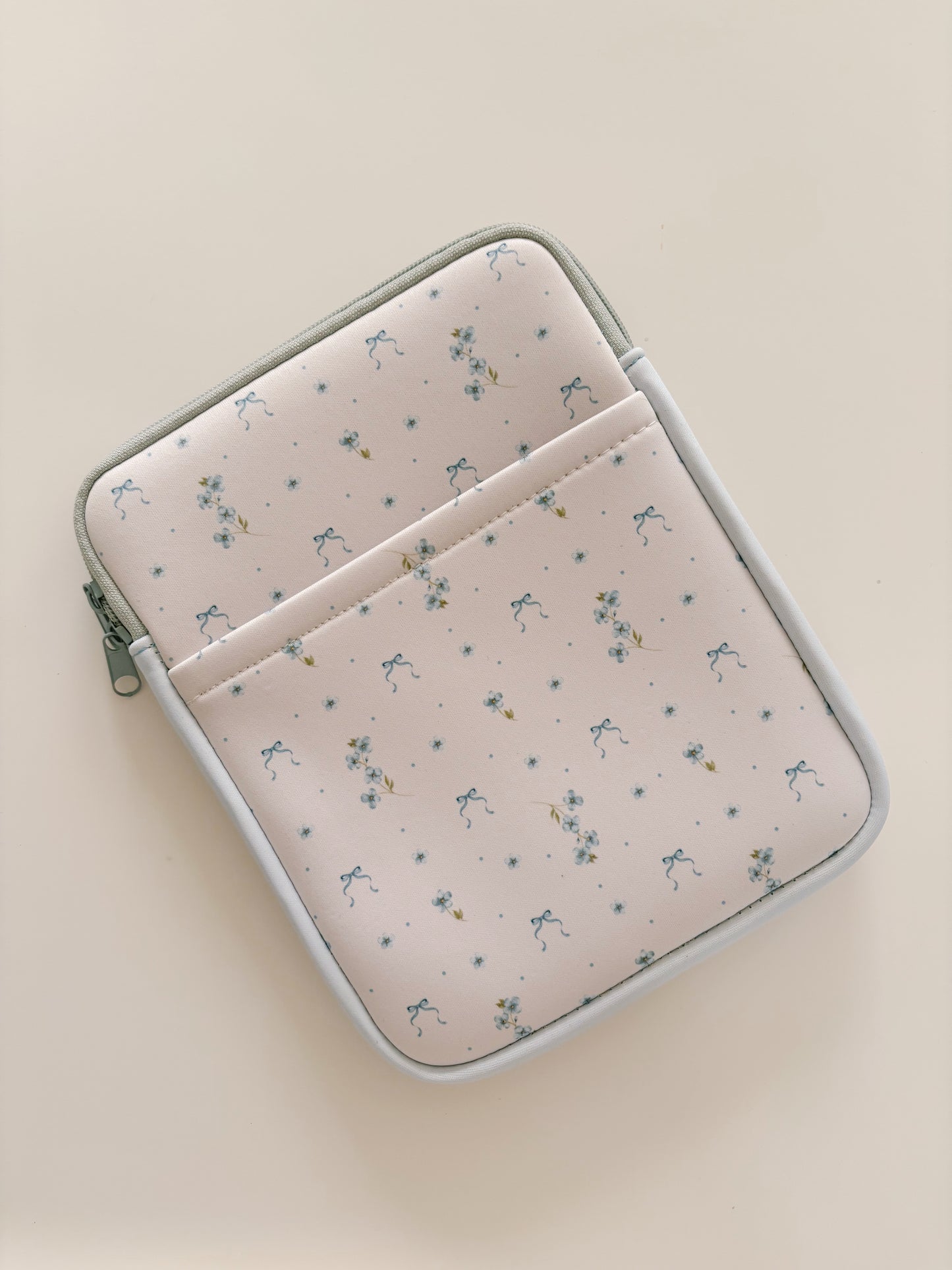 Bluebelle - Book Keeper